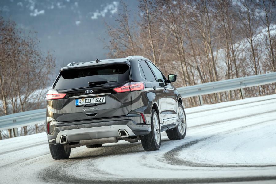  Ford Edge Vignale 2018 года  (EU) (фото 13 из 40)